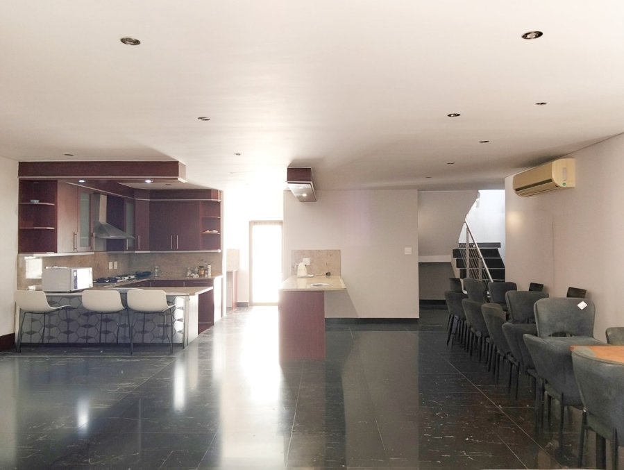 4 Bedroom Property for Sale in Parklands North Western Cape